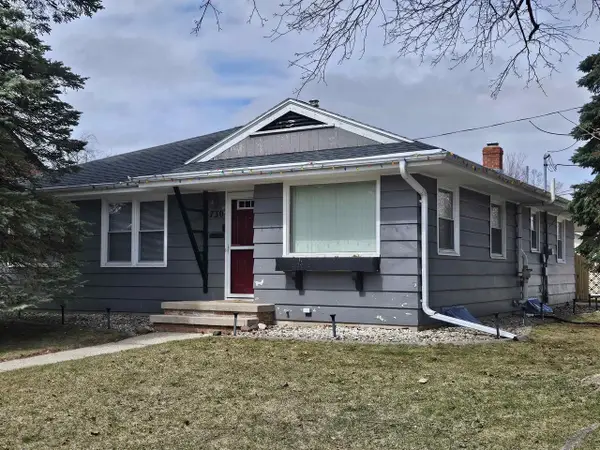 730 E MARQUETTE STREET, Appleton, WI 54911