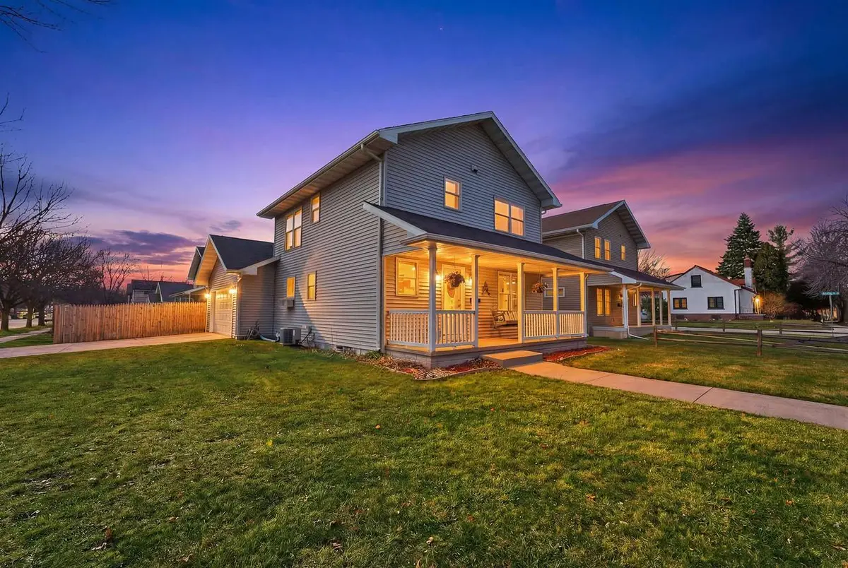 204 N PARK AVENUE, Fond Du Lac, WI 54935 - #1