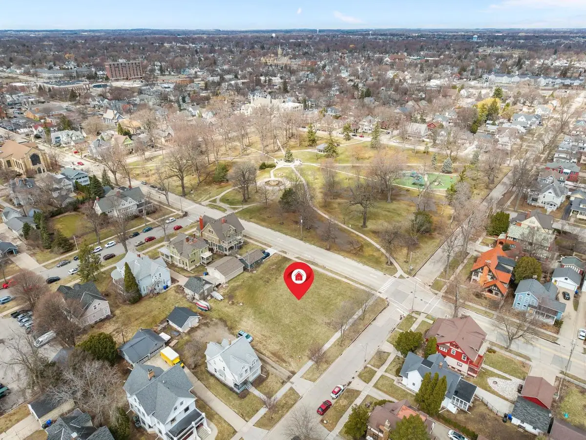 229 N UNION STREET, Appleton, WI 54911 - #1