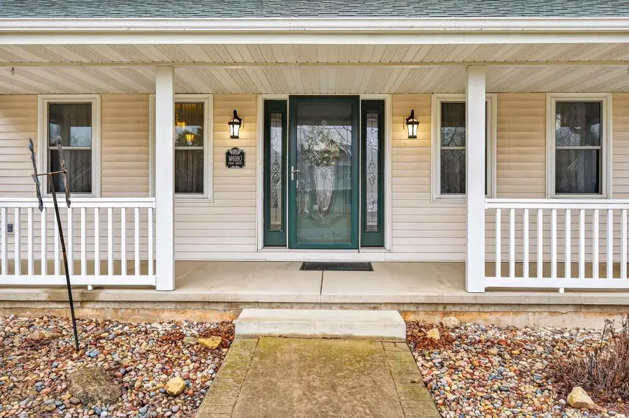 W6180 LONG COURT, Appleton, WI 54914 - #2