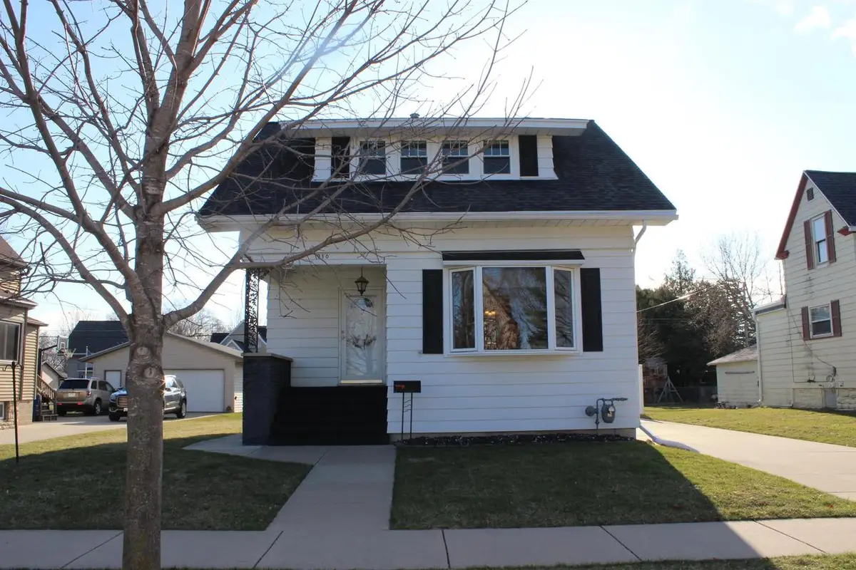910 MICHIGAN AVENUE, North Fond Du Lac, WI 54937 - #1