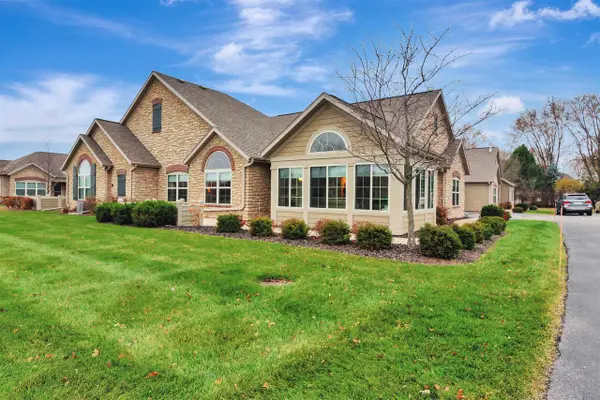 2107 E MILESTONE DRIVE, Appleton, WI 54913