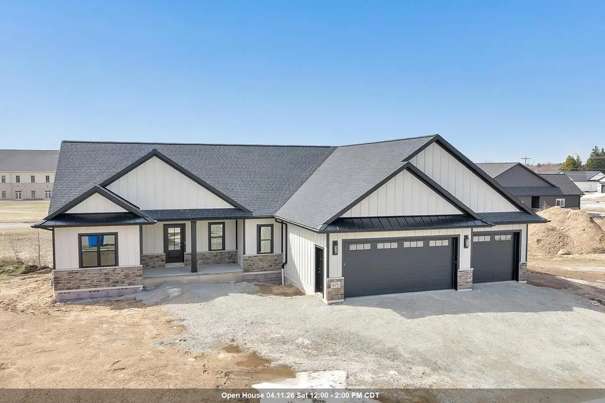 675 SUNSET, Green Bay, WI 54313 - #1