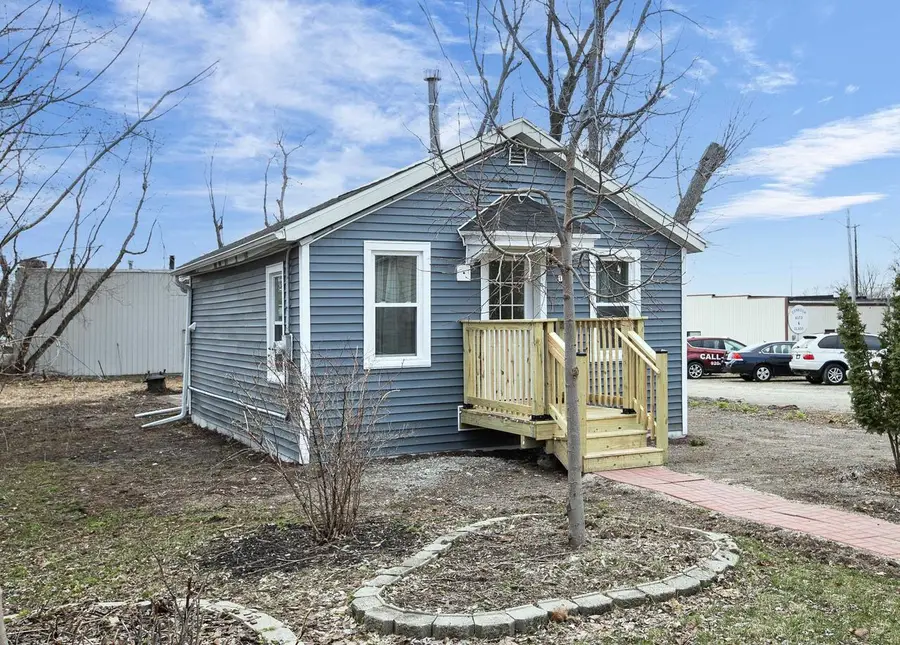 1806 ASHLAND STREET, Oshkosh, WI 54901 - #2