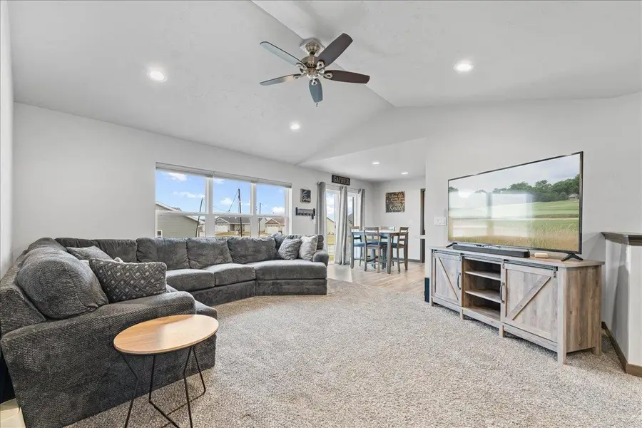 3020 S WEILER ROAD, Kaukauna, WI 54130 - #3