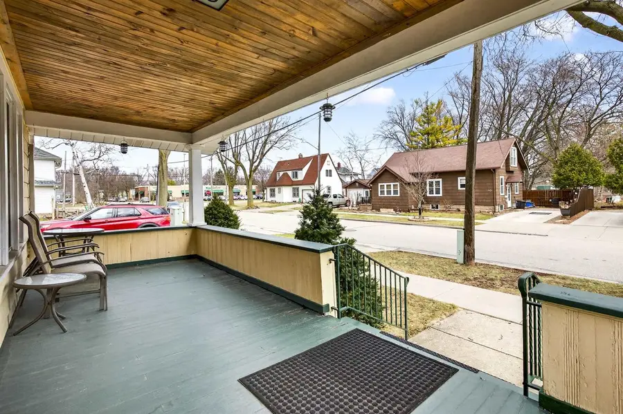 121 S OUTAGAMIE STREET, Appleton, WI 54914 - #2