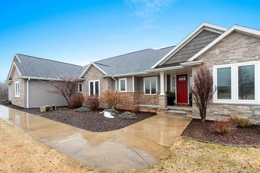 2875 STONE CREEK CIRCLE, Suamico, WI 54313 - #3