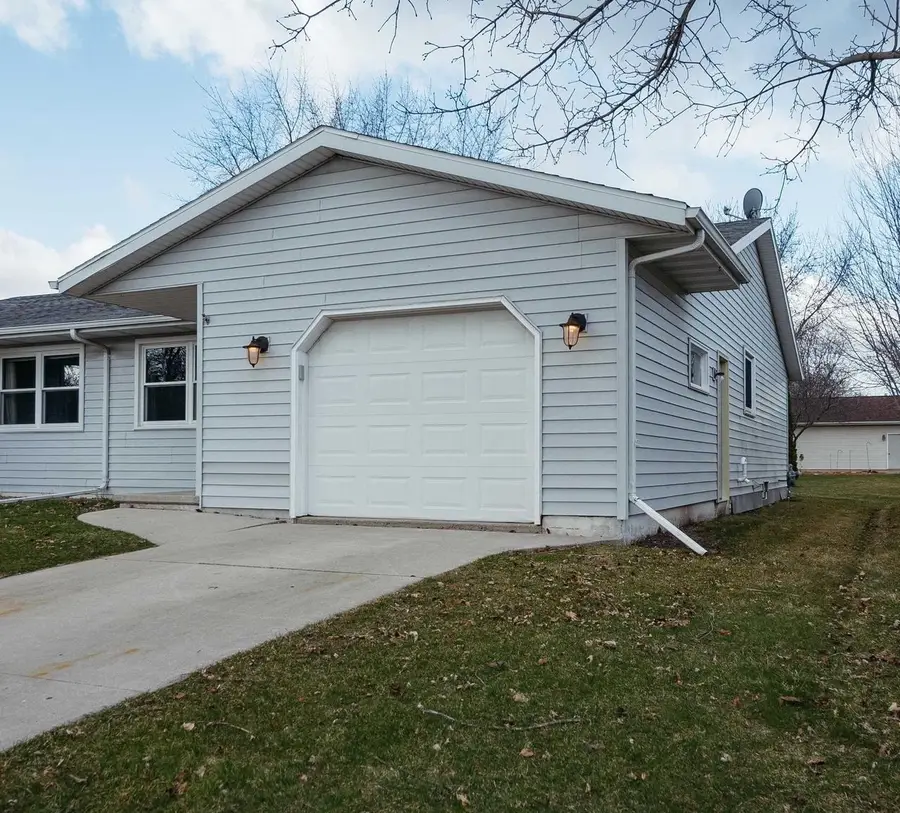 1519 FAIRLAWN AVENUE, North Fond Du Lac, WI 54937 - #2