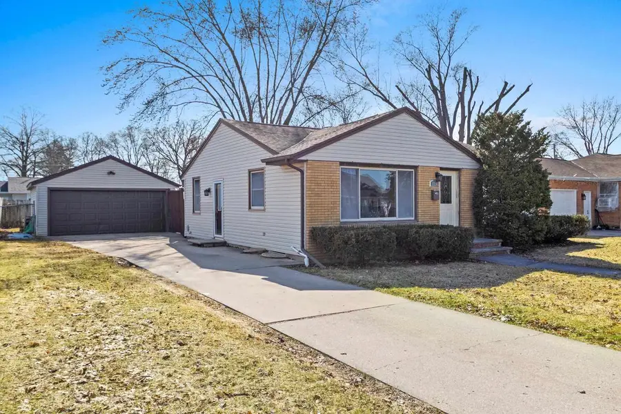 1714 LILAC LANE, Green Bay, WI 54302 - #2