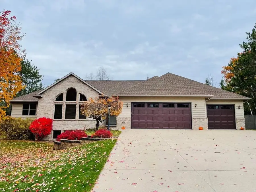 429 S PINE GROVE LANE, Hortonville, WI 54944 - #3