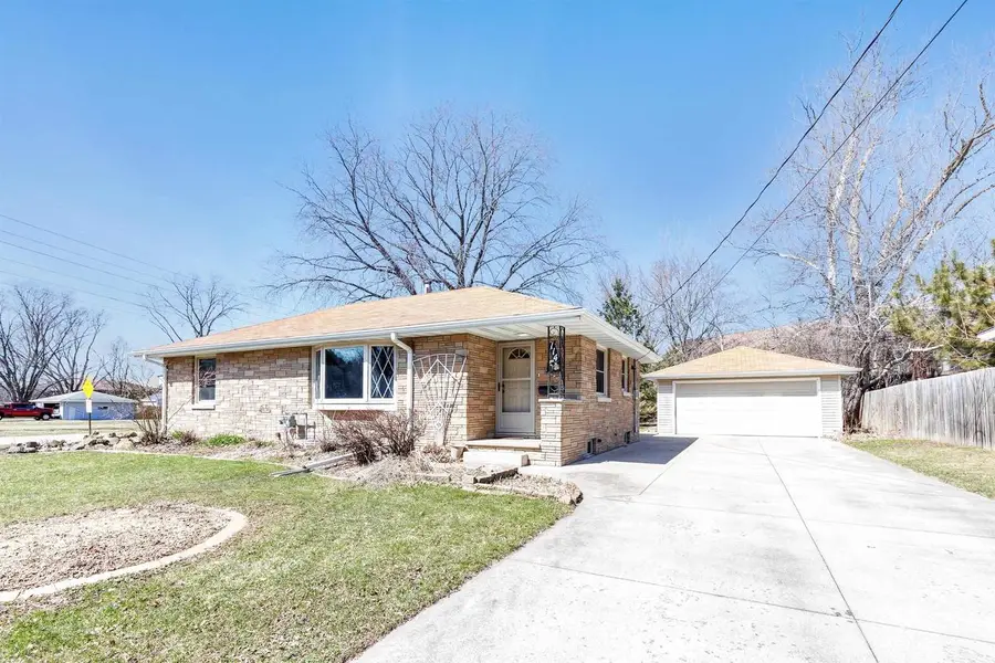 114 W WILSON AVENUE, Appleton, WI 54915 - #3