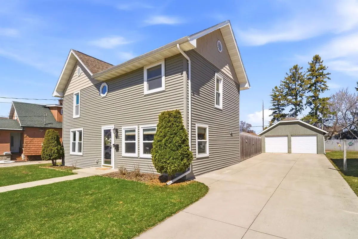 628 2ND STREET, Menasha, WI 54952 - #1