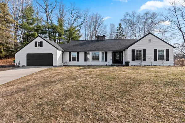 2482 MORNING STAR COURT, Green Bay, WI 54302