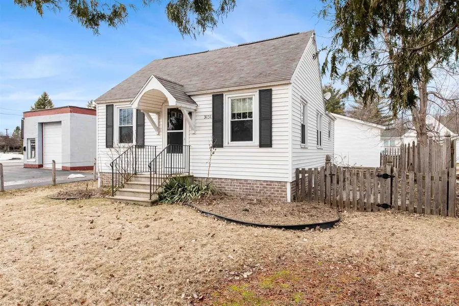 3454 HALL AVENUE, Marinette, WI 54143 - #2
