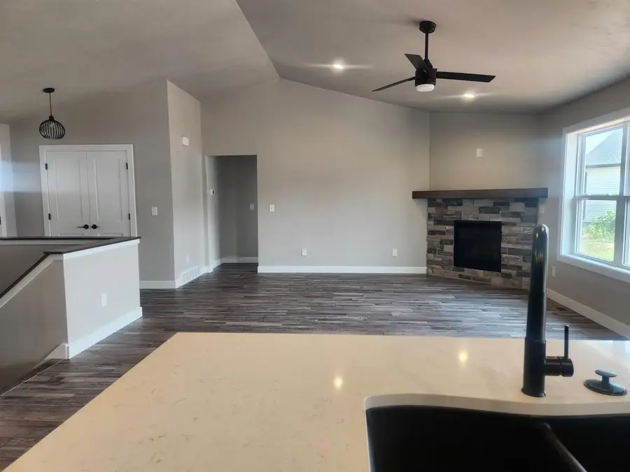 2639 CORNELL AVENUE, Neenah, WI 54952 - #3