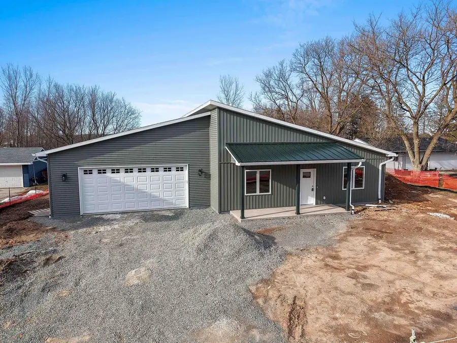 621 E PEARL STREET, Seymour, WI 54165 - #2