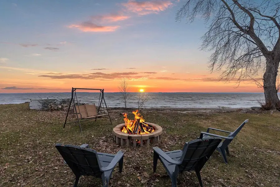 N9003 LAKESHORE DRIVE, Van Dyne, WI 54979 - #2