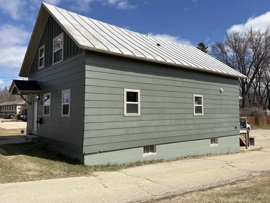 576 BRAZEAU AVENUE, Oconto, WI 54153 - #3