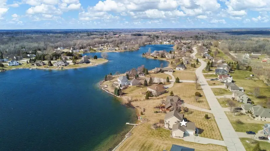 2949 SEAFARER WAY, Suamico, WI 54173 - #2