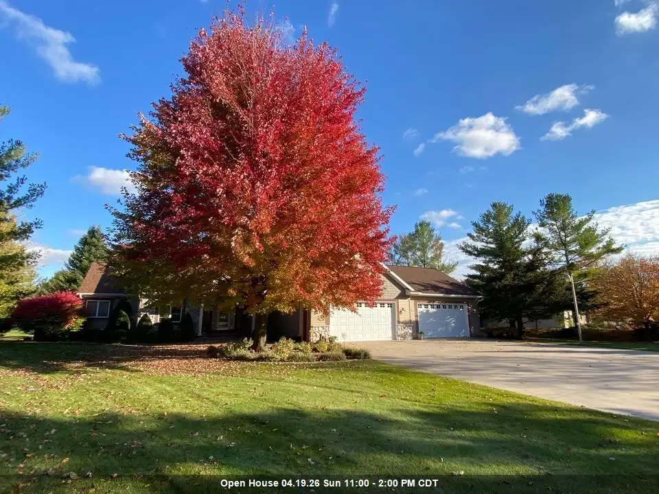 4928 N MEADE STREET, Appleton, WI 54913 - #1