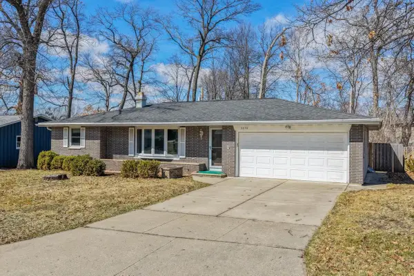 2070 WEST POINT TERRACE, Green Bay, WI 54304