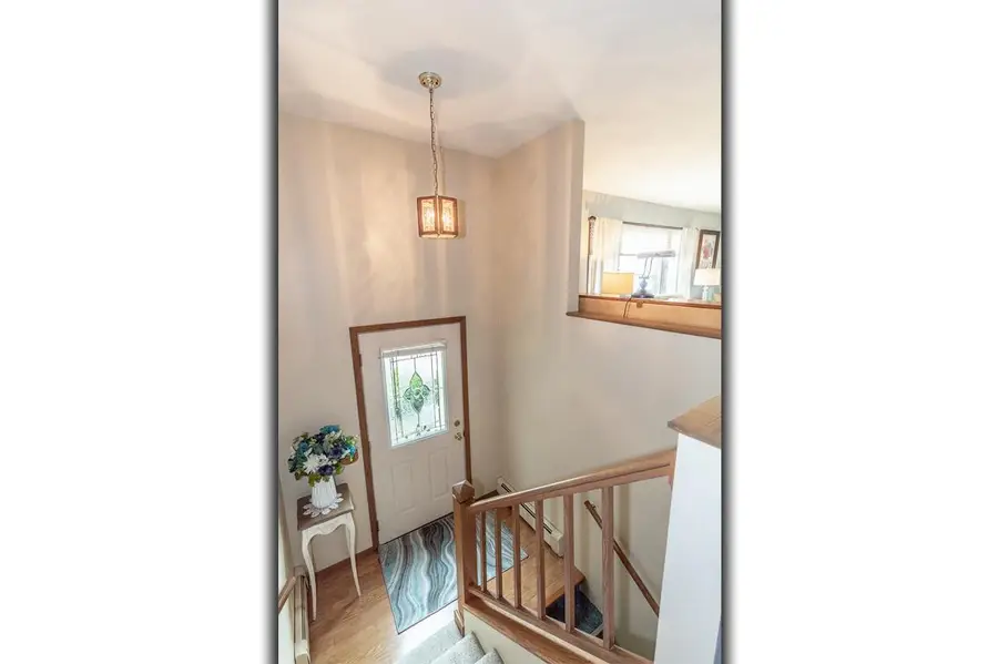 828 W WARREN STREET, New London, WI 54961 - #3