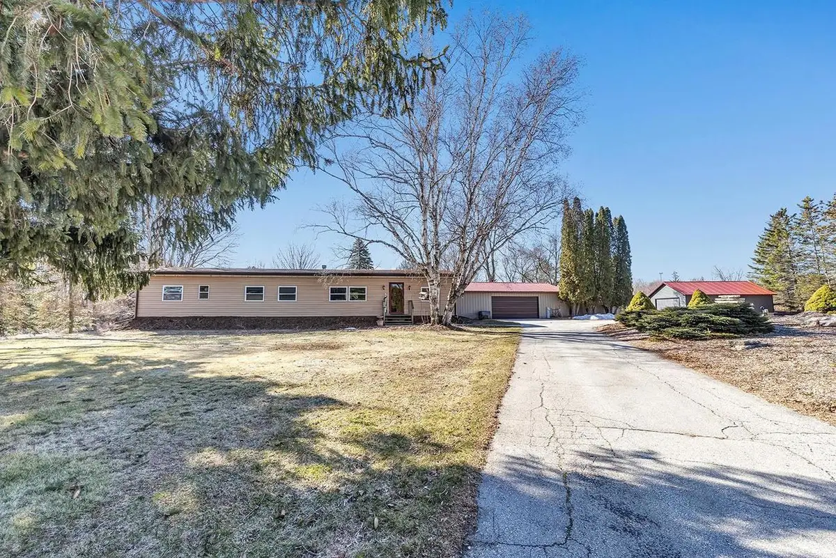 E3365 STATE HIGHWAY 29, Kewaunee, WI 54216 - #1