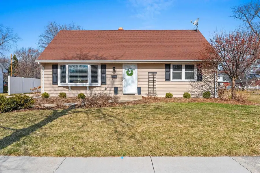 637 N WINNEBAGO STREET, De Pere, WI 54115 - #2