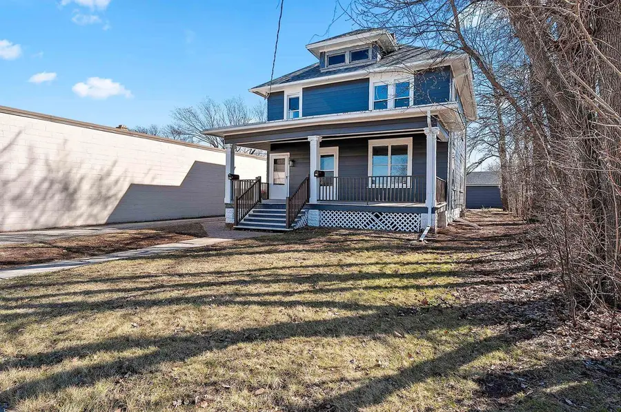 209 NICOLET BOULEVARD, Neenah, WI 54956 - #2