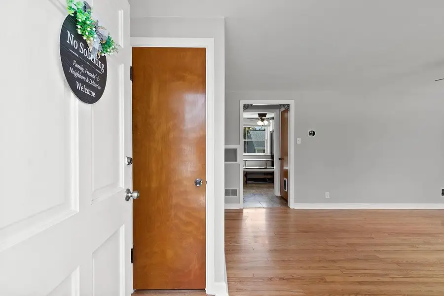 3107 S WEBSTER AVENUE, Green Bay, WI 54301 - #3