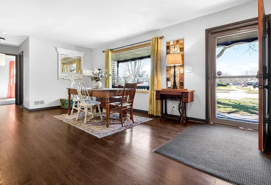 712 CHESTNUT STREET, Neenah, WI 54956 - #2