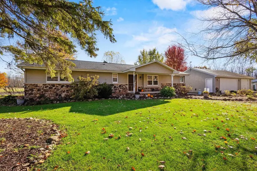 N4742 THOMPSON ROAD, Shiocton, WI 54170 - #2