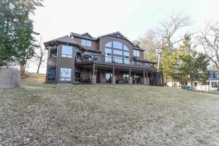 N3032 HICKS LANE, Waupaca, WI 54981 - #2