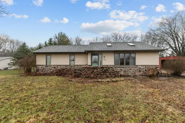 3507 W 20TH AVENUE, Oshkosh, WI 54904