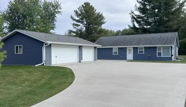 13272 PARKWAY ROAD, Pound, WI 54161