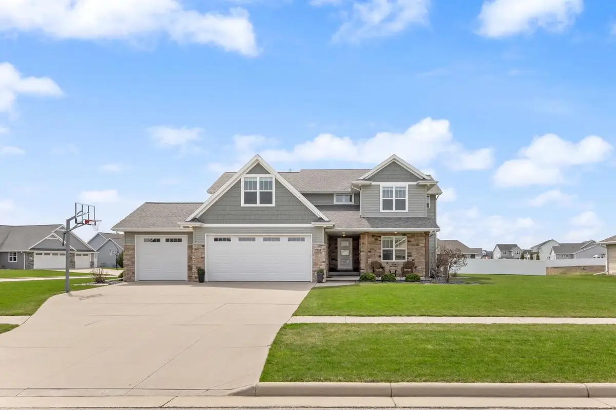 2153 POTTER DRIVE, De Pere, WI 54115 - #1