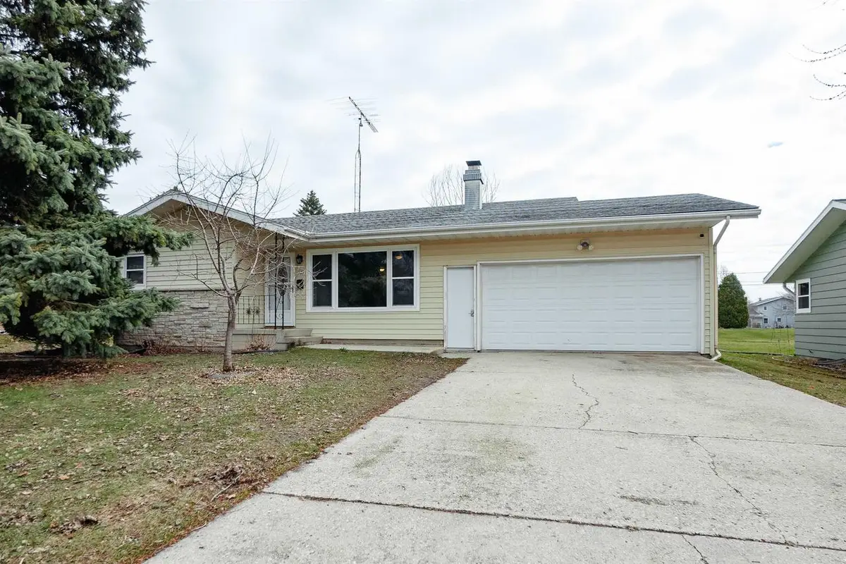 529 TAFT STREET, Fond Du Lac, WI 54935 - #1