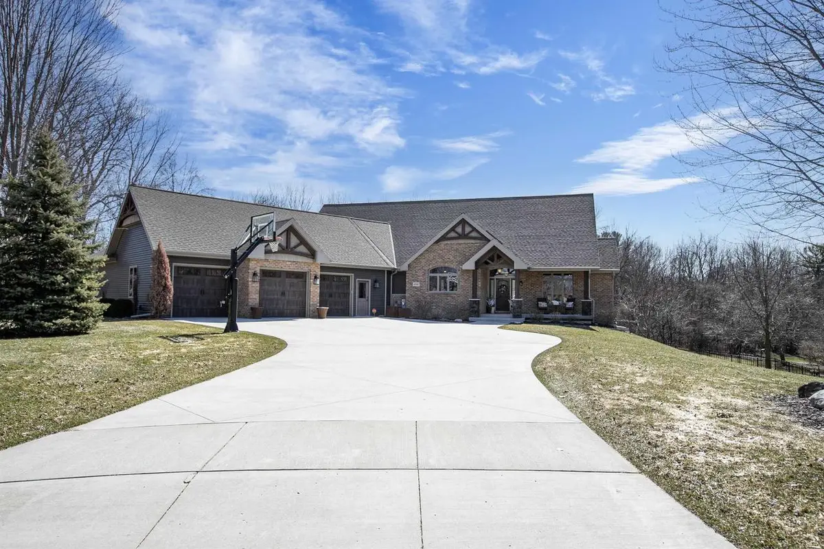2592 REMINGTON COURT, Green Bay, WI 54302 - #1