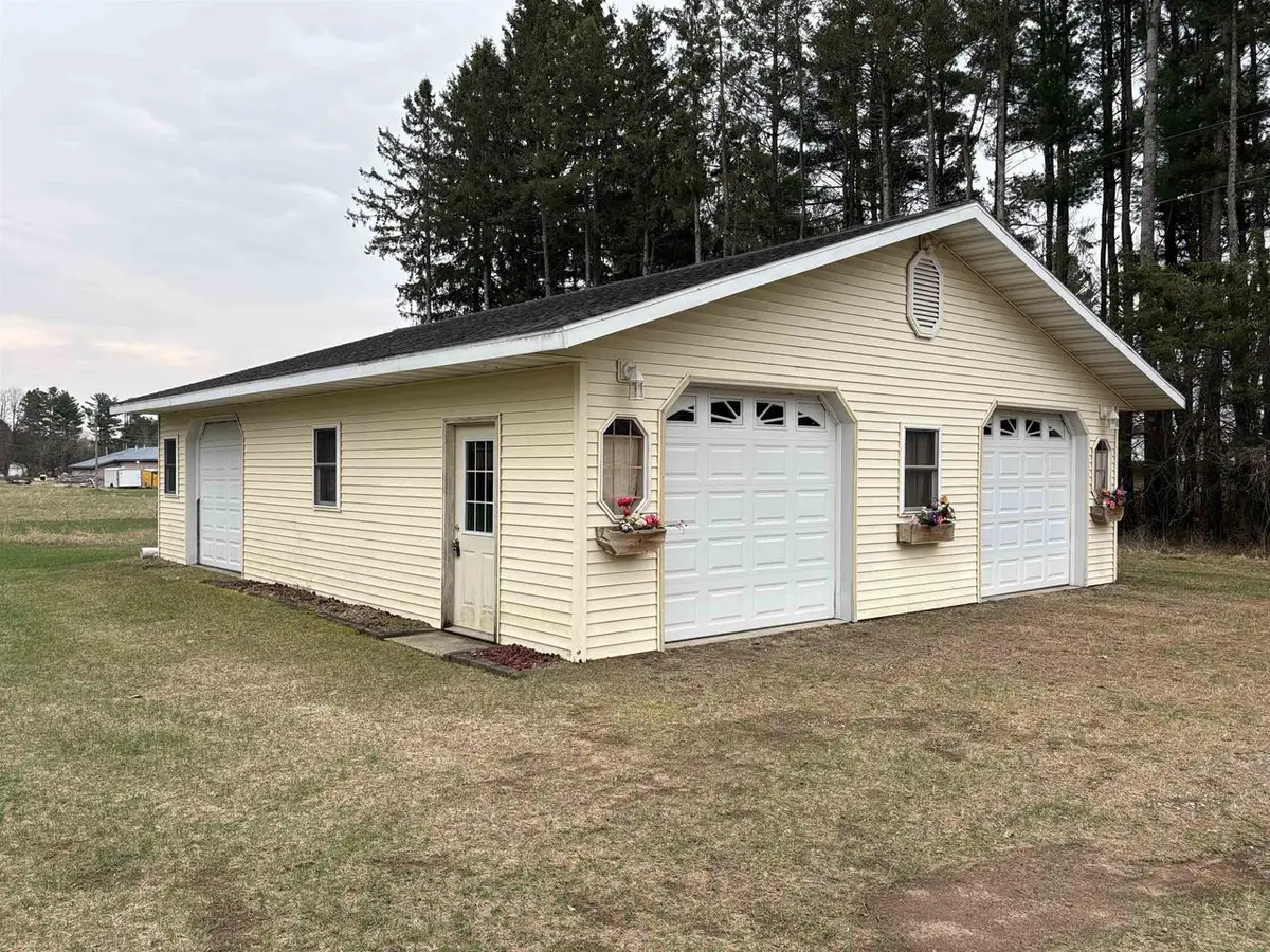 525 SUMMIT STREET, Wild Rose, WI 54984 - #1