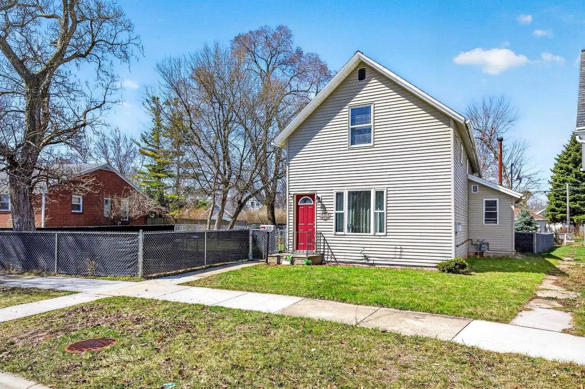 215 N ERIE STREET, De Pere, WI 54115 - #1