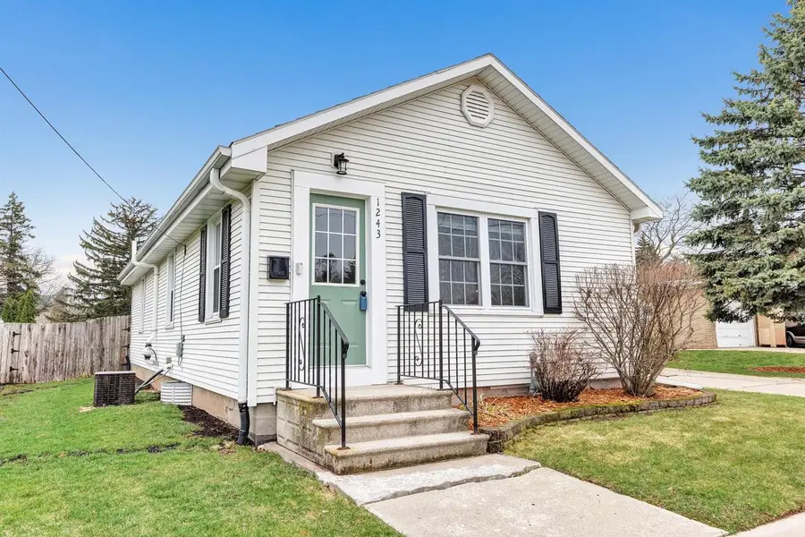 1243 ELMORE STREET, Green Bay, WI 54303 - #2