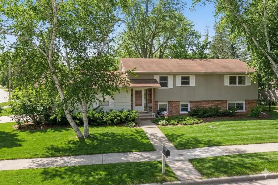 2455 KINGSTON PLACE, Oshkosh, WI 54904 - #3