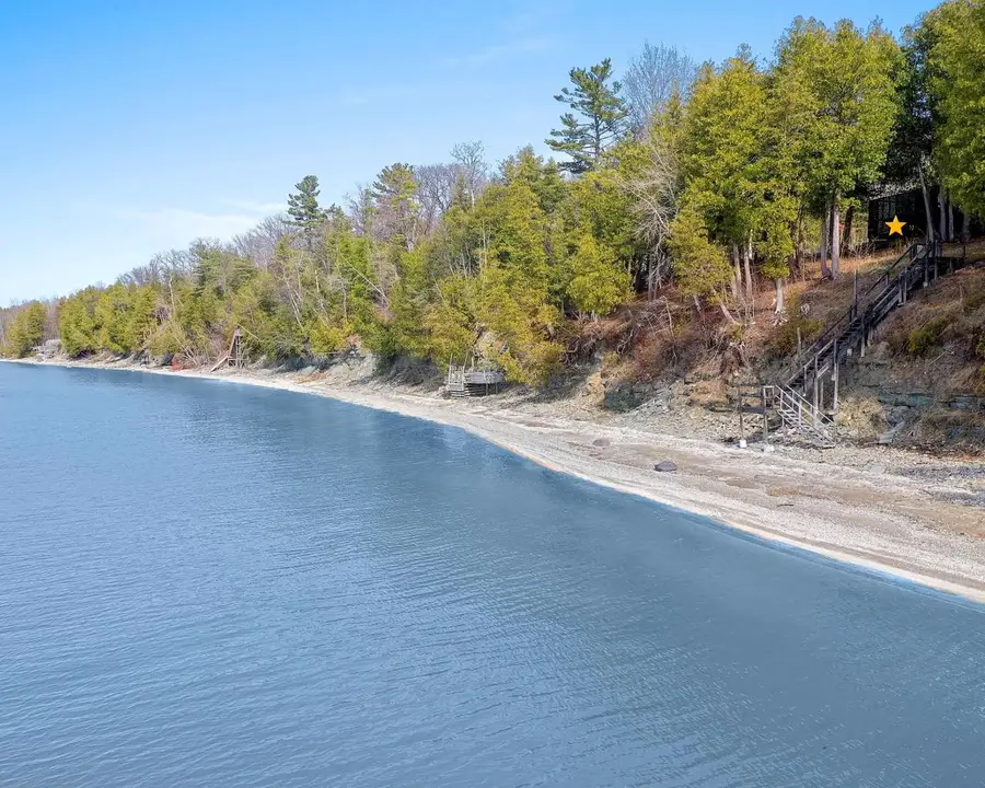 2441 WHITE STAR ROAD, Brussels, WI 54204 - #2