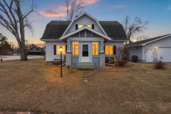 701 E PLEASANT STREET, Gresham, WI 54128
