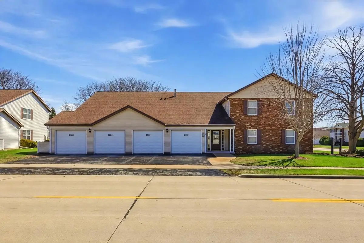 2302 WISCONSIN STREET, Oshkosh, WI 54901 - #1