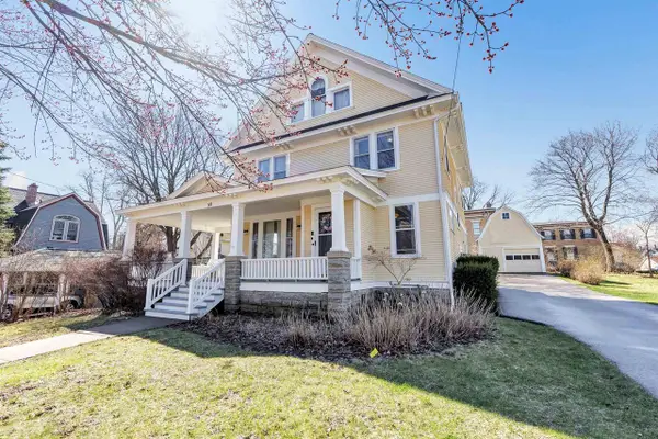317 W THORNE STREET, Ripon, WI 54971