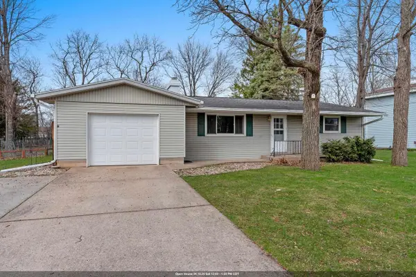 3040 SHELDON DRIVE, Oshkosh, WI 54904