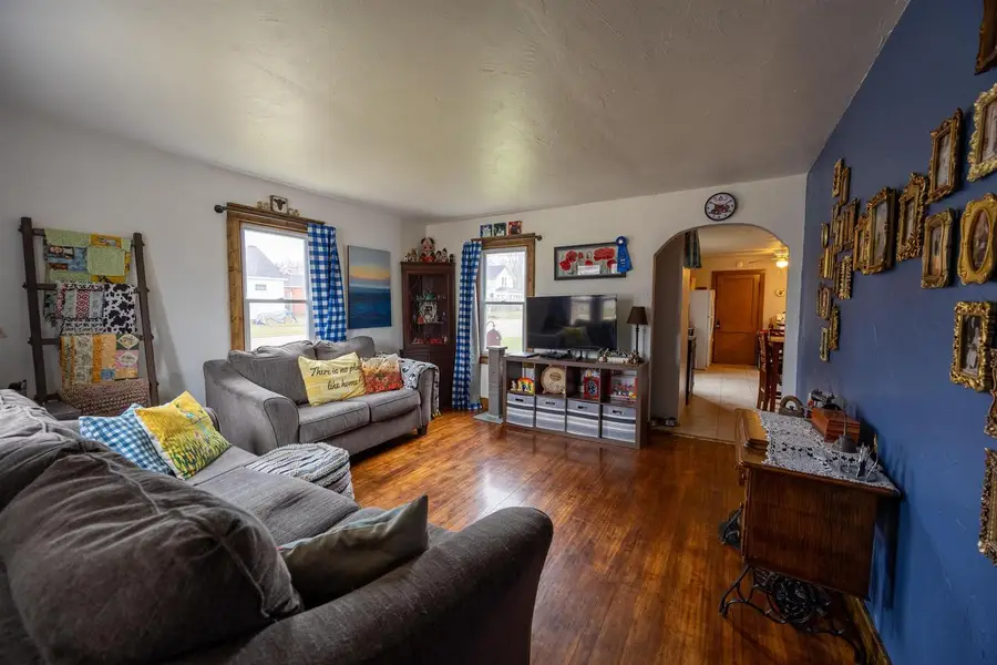 217 E MAIN STREET, Suring, WI 54174 - #2