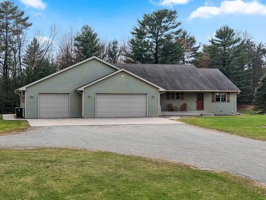 3371 FROELICK ROAD, Abrams, WI 54101 - #3