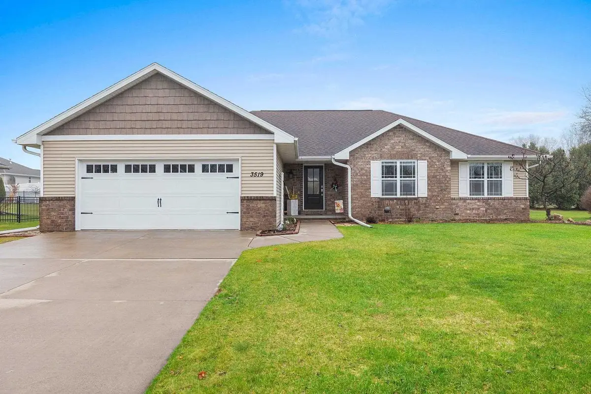 3519 SANDGATE CASTLE DRIVE, Green Bay, WI 54313 - #1